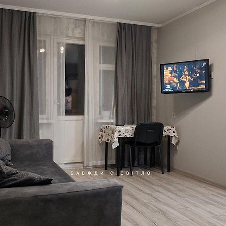 Apartment Near City Center On Peremohy Avenue 46 TTchernihiv Extérieur photo